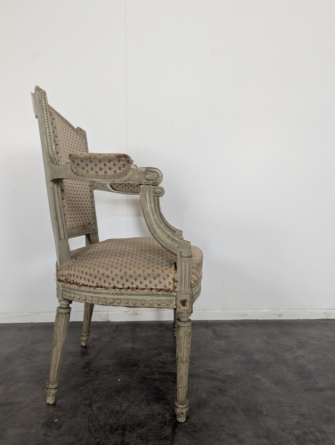 Paire de fauteuil de style Louis XVI réchampis