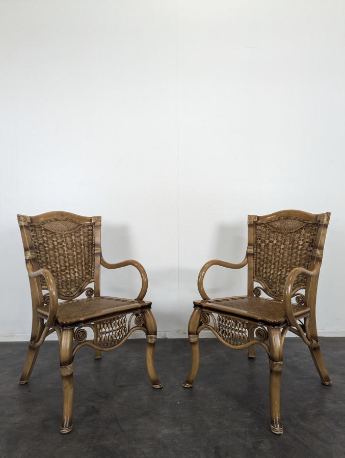 Ensemble 4 chaises 2 fauteuils et Table de salle à manger en Rotin