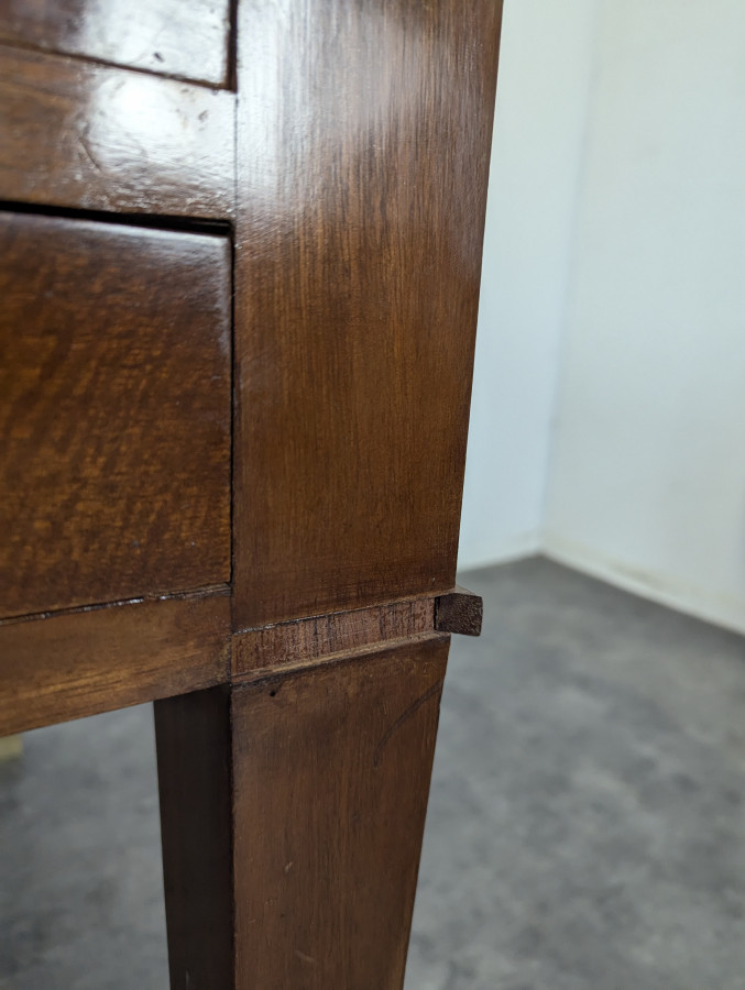 Bureau de ministre en Acajou provenant du Sénat Français
