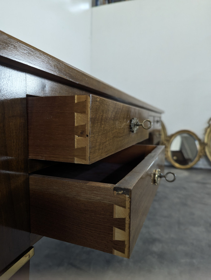 Bureau de ministre en Acajou provenant du Sénat Français