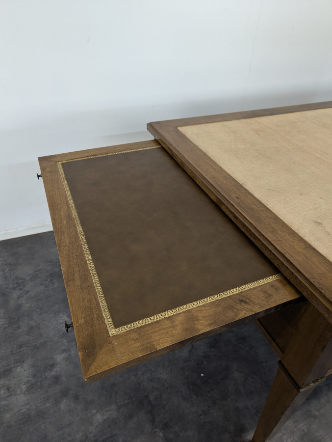 Bureau de ministre en Acajou provenant du Sénat Français