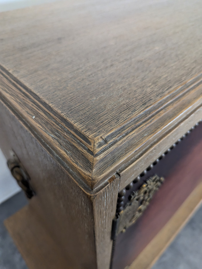 Enfilade de style Renaissance Espagnol en chêne cérusé