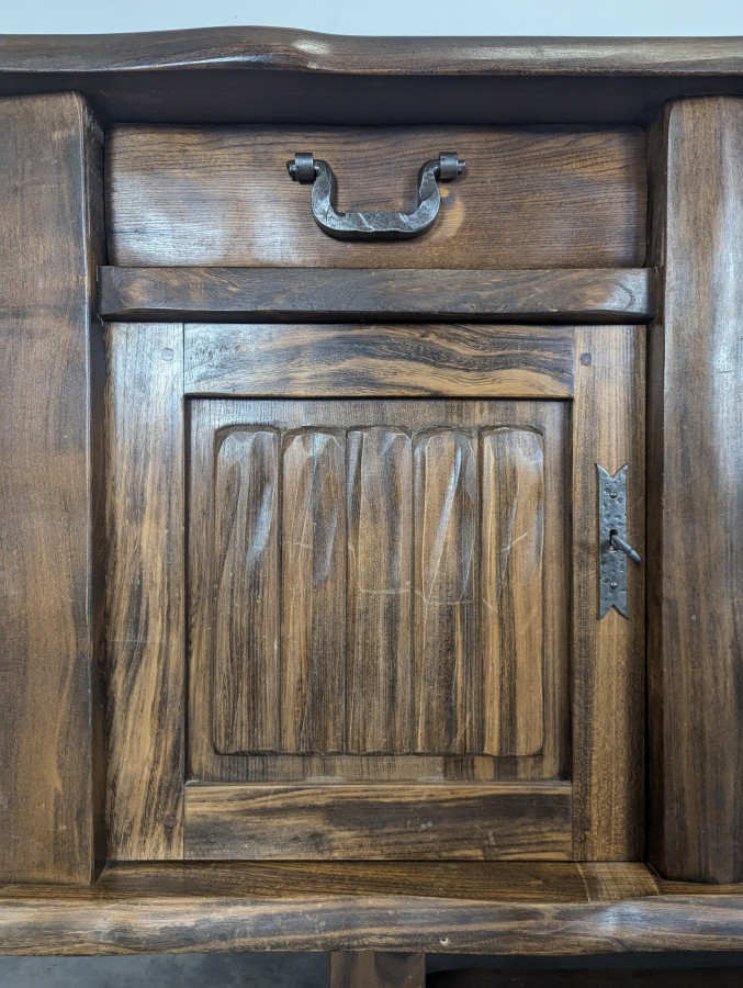 Enfilade brutaliste de Aranjou
