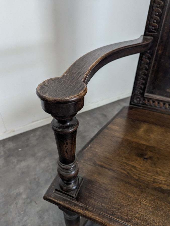 Paire de fauteuil Caquetoires de style Renaissance en chêne