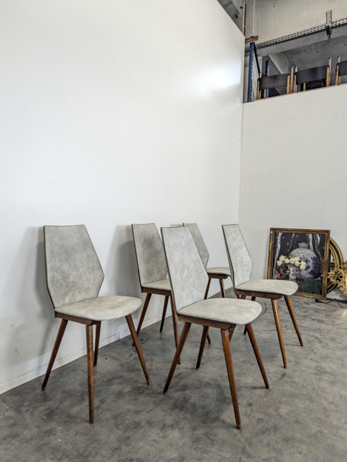 Série de 5 chaises des années 50