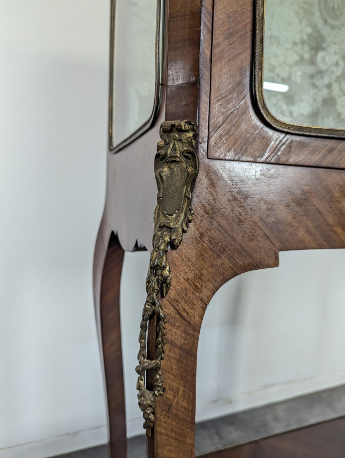 Vitrine de style Transition en Marqueterie de bois de rose