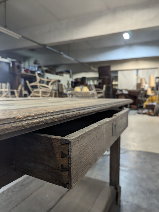Table de drapier en chêne massif fin XIXème