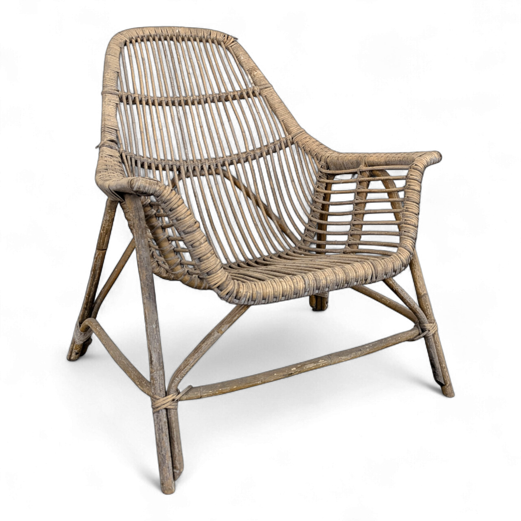 Fauteuil en osier et bambou de Georges Coslin - La Brocante En Ligne
