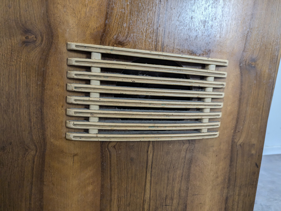 Poste radio tourne disque des années 40