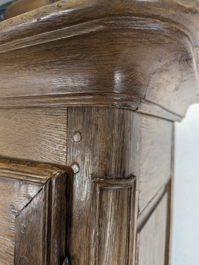 Buffet d'office sur plinthes en chêne