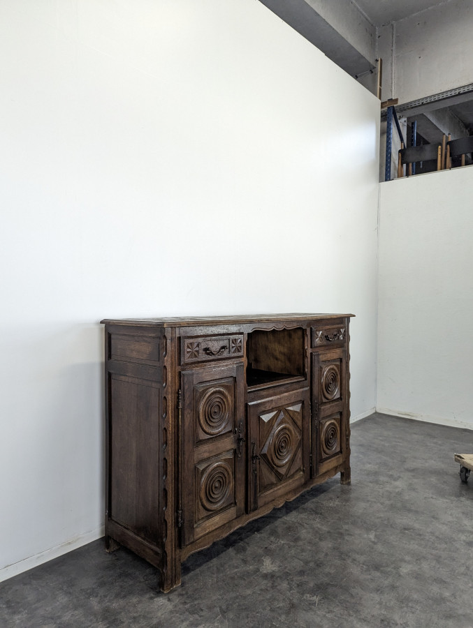 Enfilade en chêne massif sclupté DLG Dudouyt