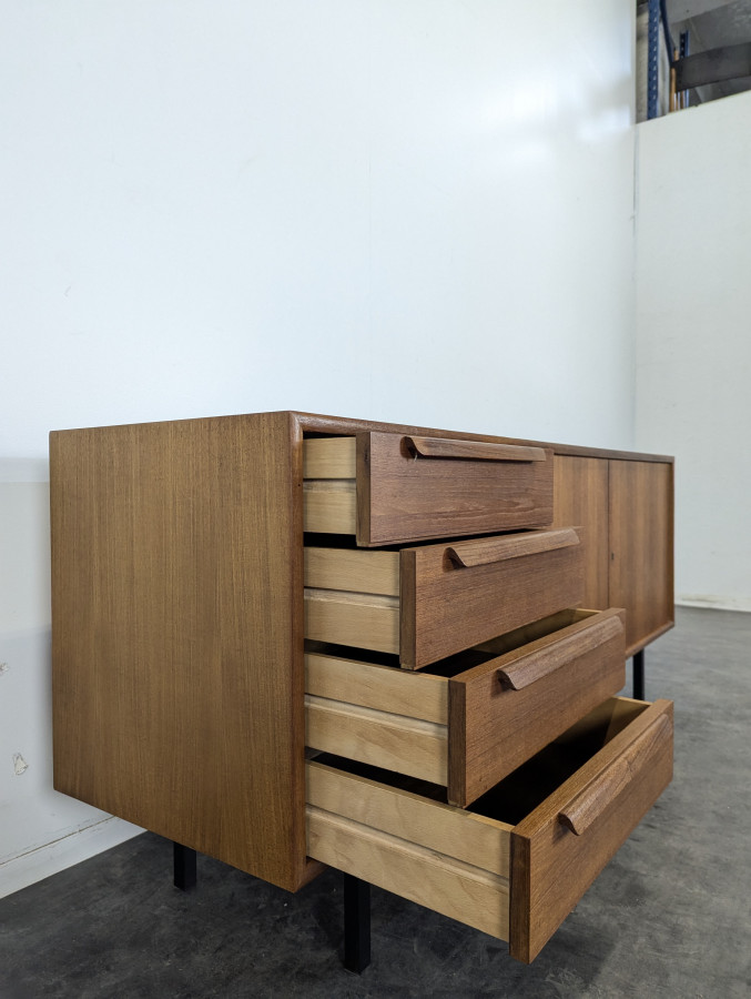 Petite enfilade en Teck de style scandinave