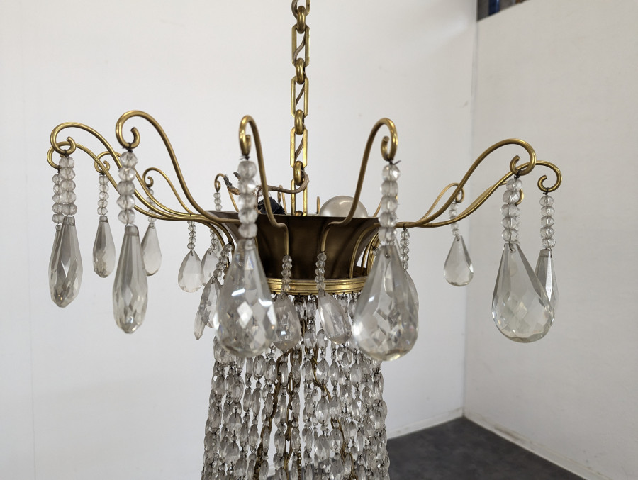 Lustre mongolfière à pampilles et monture en bronze