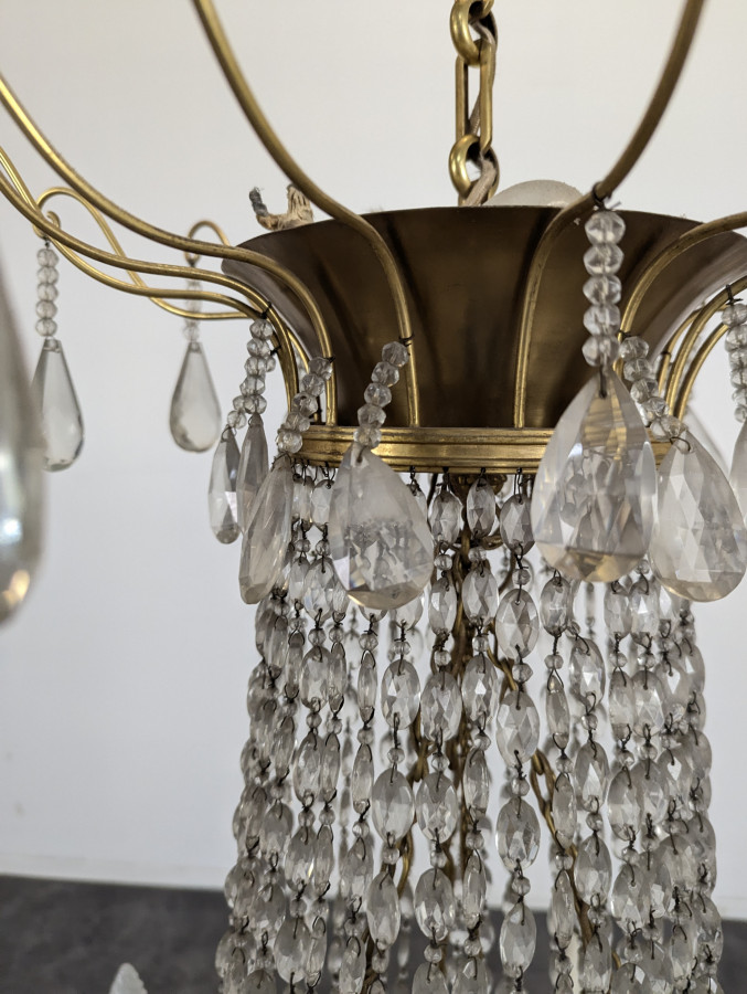 Lustre mongolfière à pampilles et monture en bronze