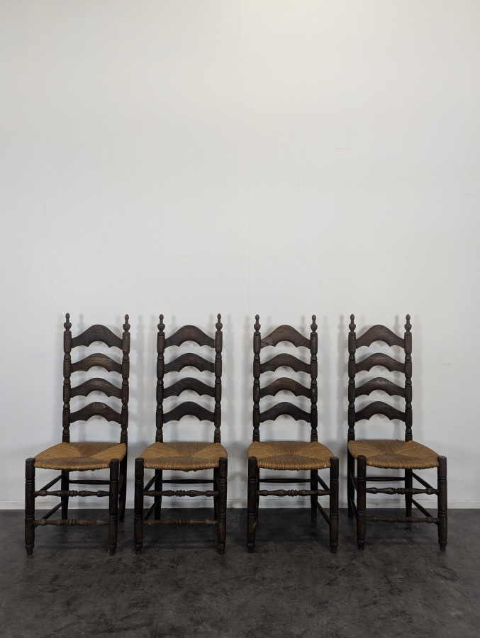 Série de 4 chaises paillées en chêne