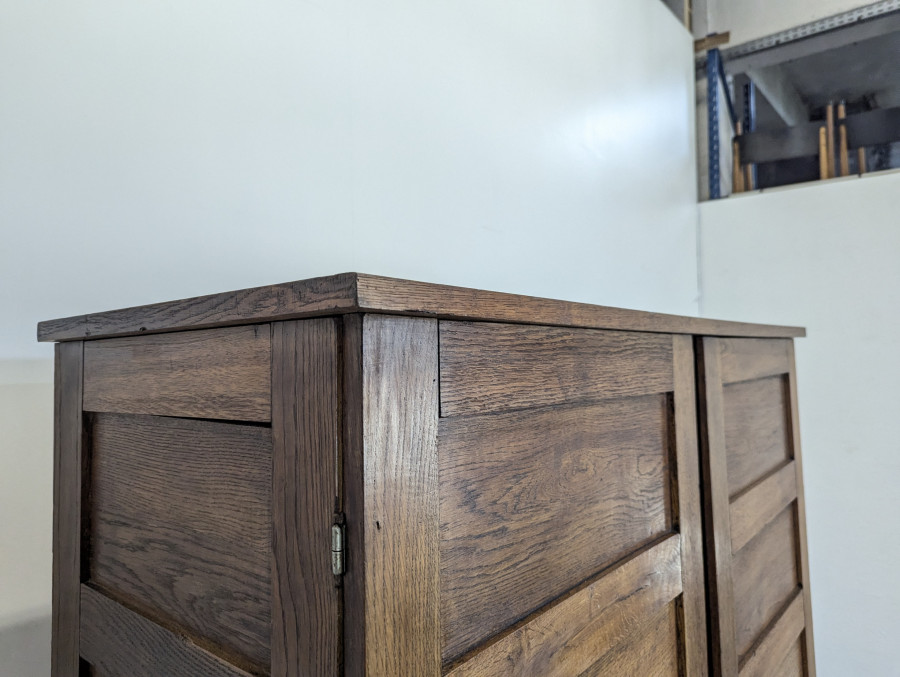 Armoire époque Reconstruction de René Gabriel