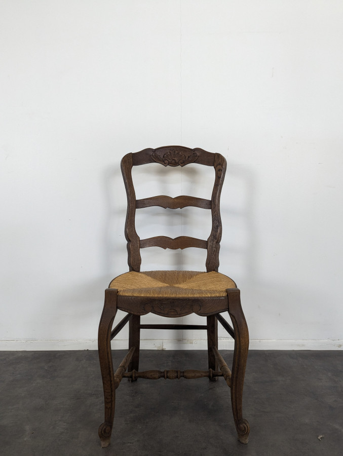 Série de 6 chaises paillées rustique à coquilles