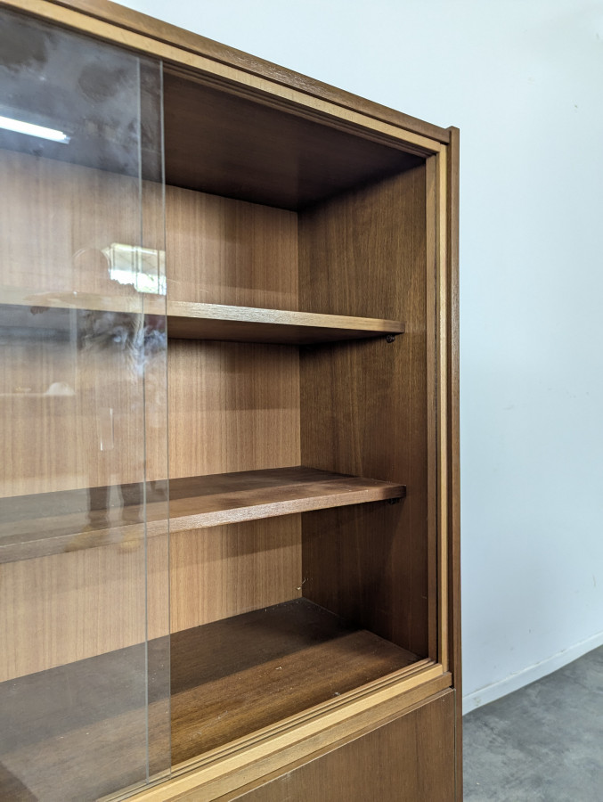 Vitrine des années 70 en Teck