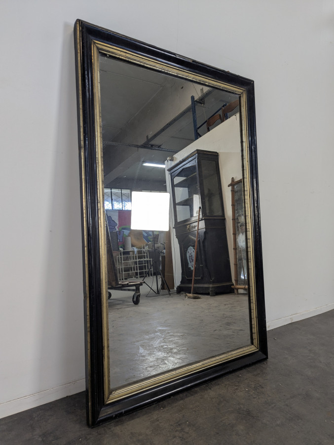 Miroir polychrome en bois noirci époque Napoléon III