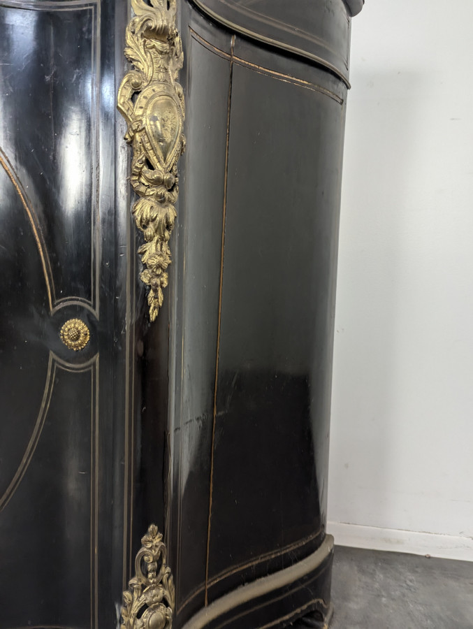 Meuble d'appui Napoléon III avec médaillon en Bronze