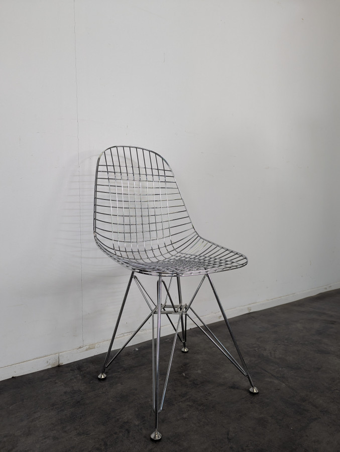 Série de 4 chaises wire chair Eames
