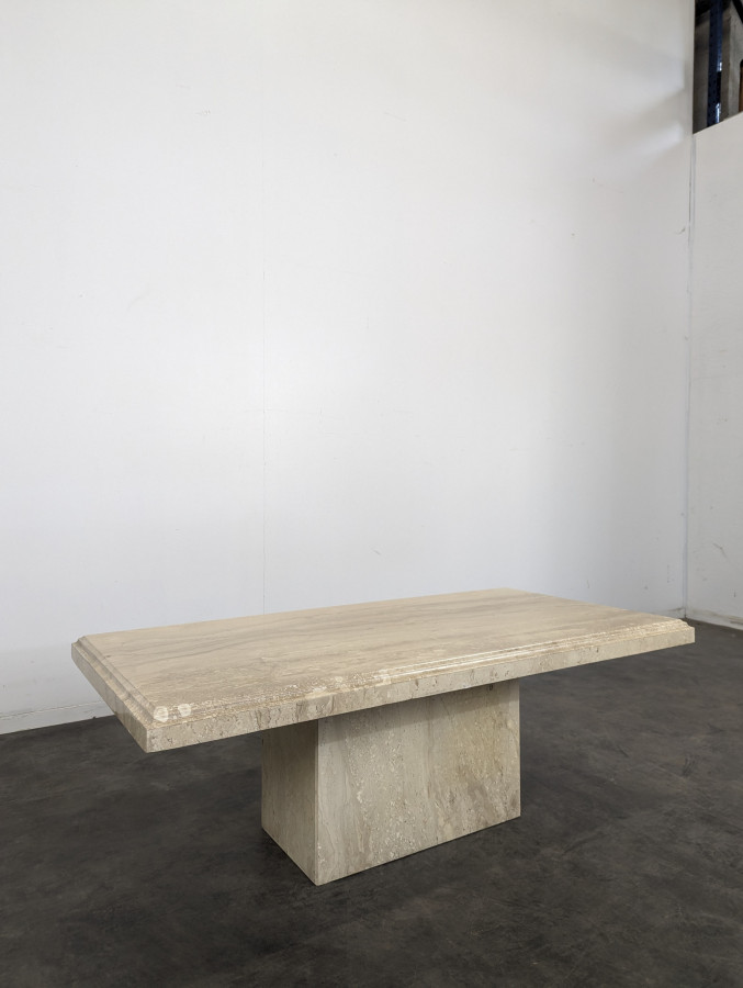 Table basse italienne en travertin