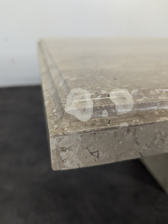 Table basse italienne en travertin