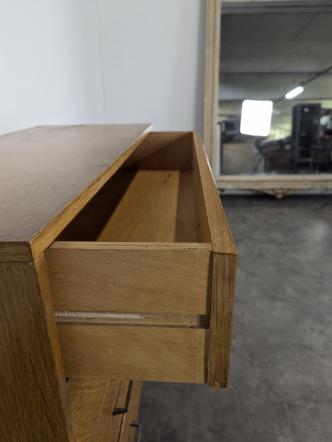 Commode des années 40 époque reconstruction