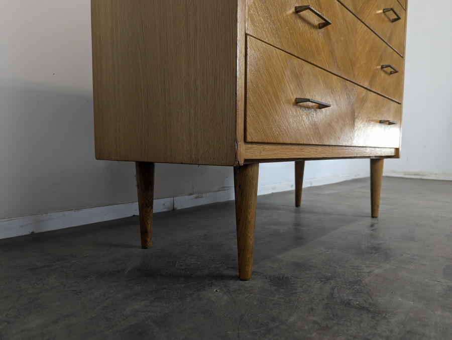 Commode des années 40 époque reconstruction
