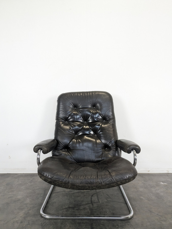 Fauteuil Stressless et Ottoman en cuir des années 70