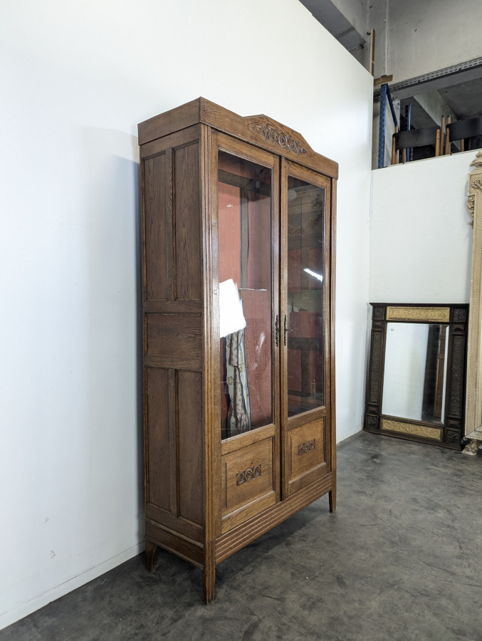 Vitrine parisienne époque Reconstruction