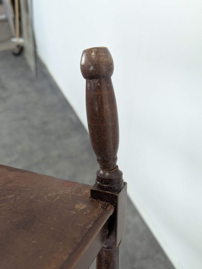Petite table d'appoint époque Restauration
