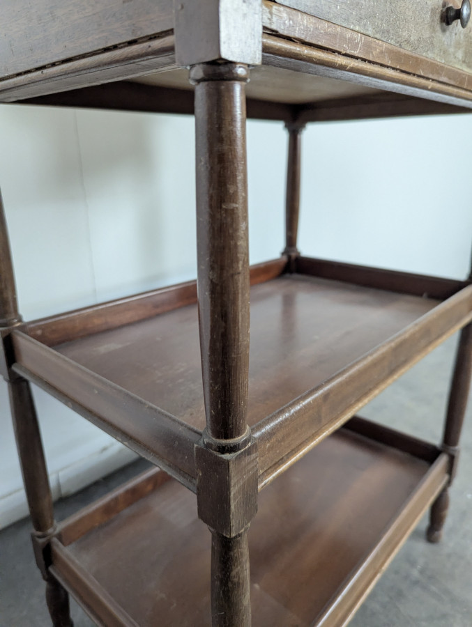 Petite table d'appoint époque Restauration