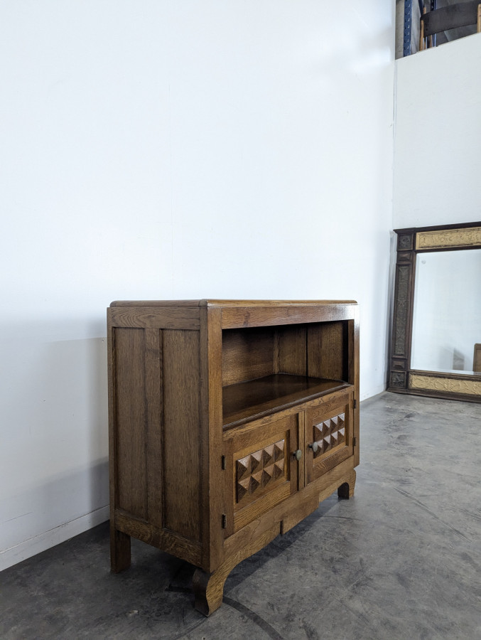 Meuble d'appoint dans l'esprit de Dudouyt