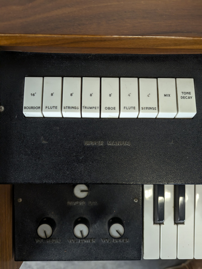 Piano orgue Elka Minuette 70