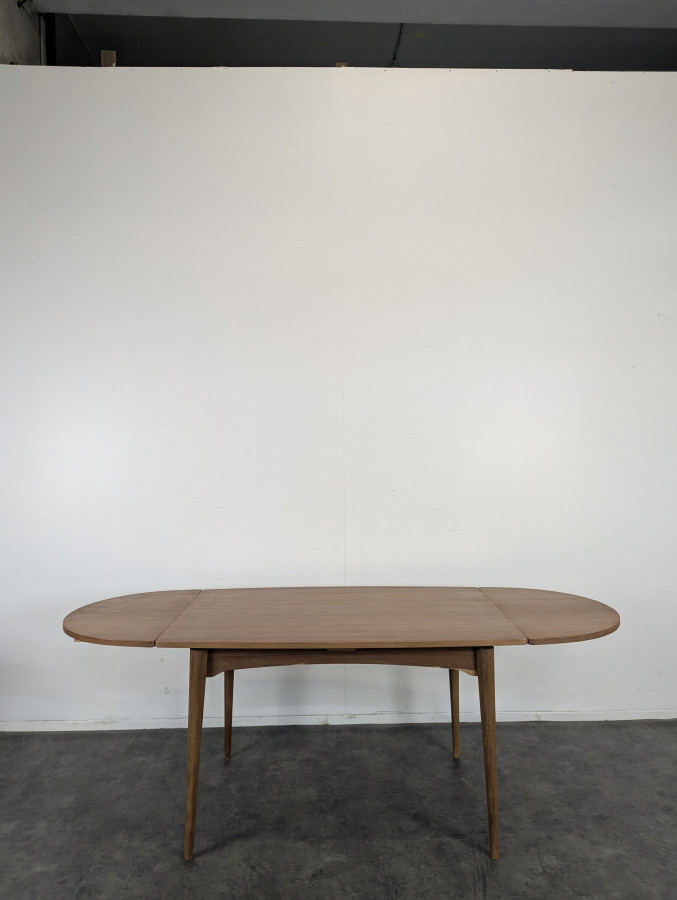 Table scandinave en teck