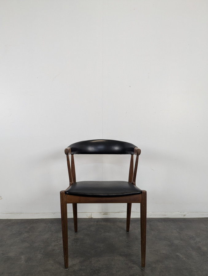 Fauteuil scandinave en teck de Johannes Andersen Modèle BA113