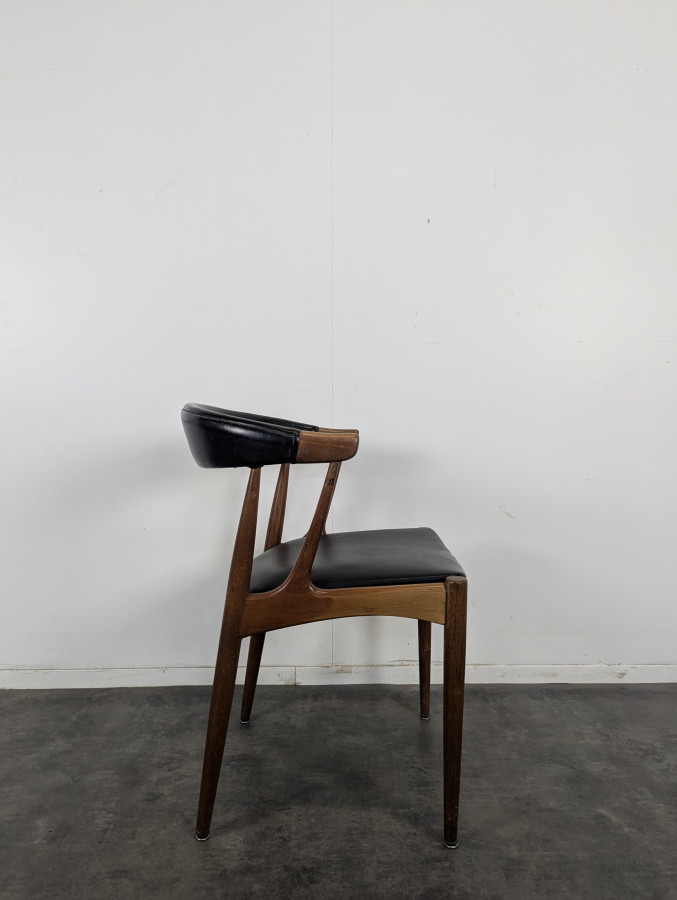 Fauteuil scandinave en teck de Johannes Andersen Modèle BA113