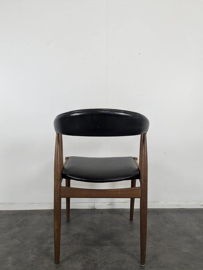 Fauteuil scandinave en teck de Johannes Andersen Modèle BA113