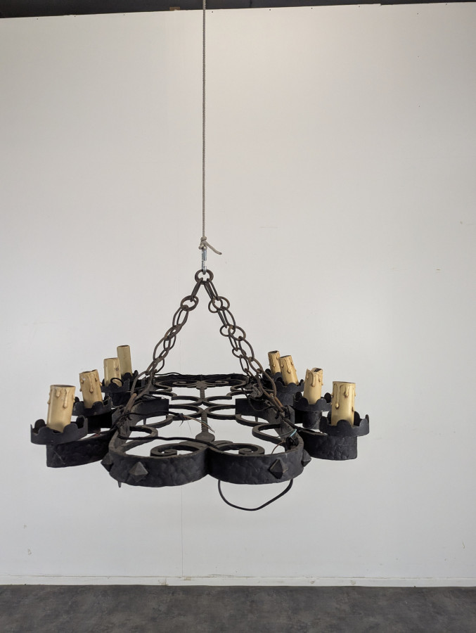 Lustre style Renaissance en fer forgé