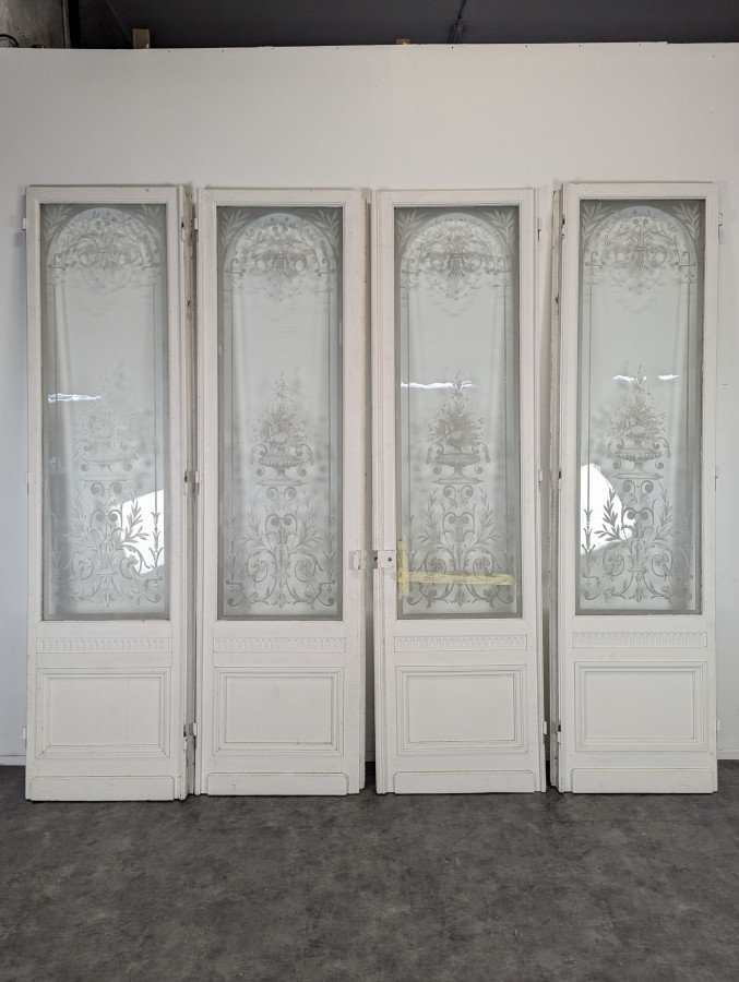 Série de 4 portes en verre gravé début XX ème