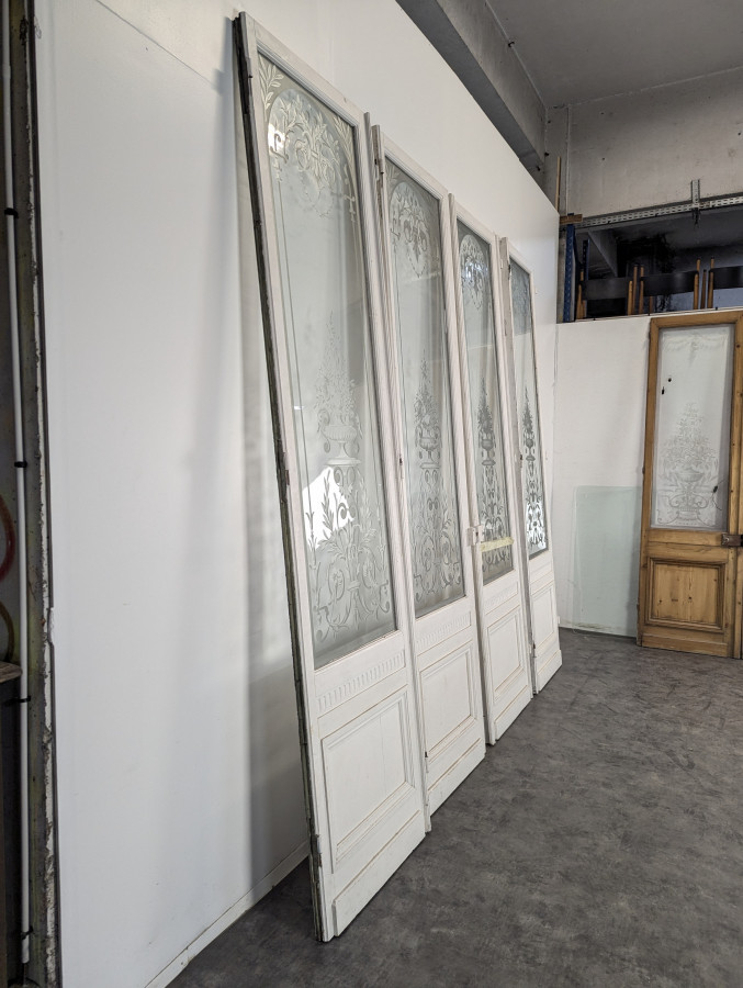 Série de 4 portes en verre gravé début XX ème