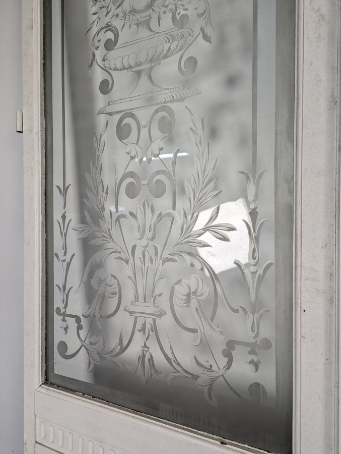 Série de 4 portes en verre gravé début XX ème