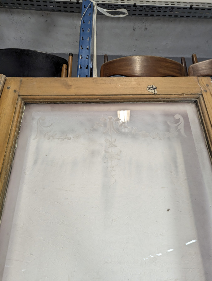 Paire de portes en verre gravé début XX ème