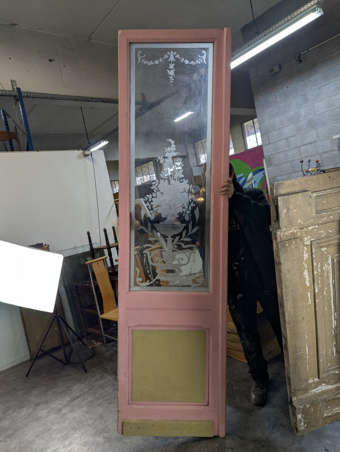 Paire de portes en verre gravé début XX ème