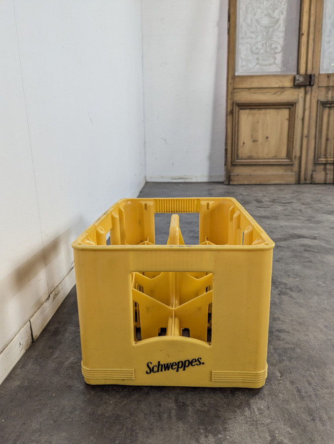 Caisse vintage Schweppes