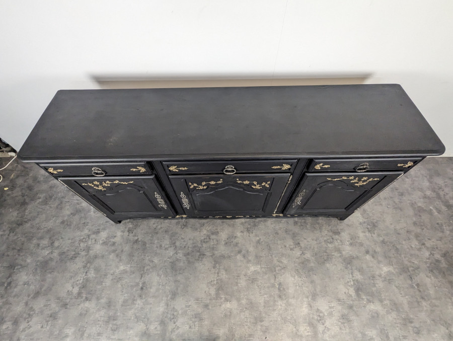 Enfilade rustique réchampie noir et or