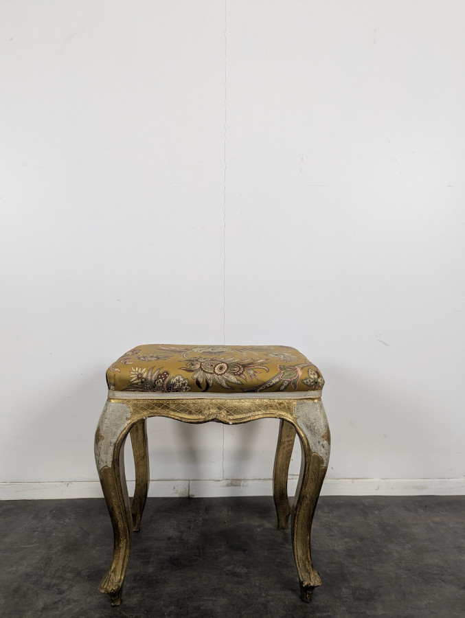 Tabouret en bois doré vénitien