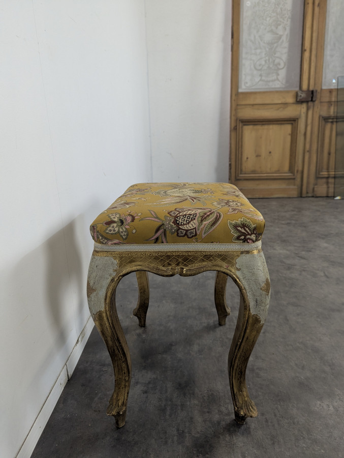 Tabouret en bois doré vénitien