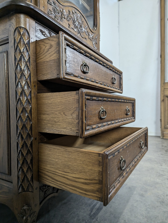 Commode Vitrine normande en chêne